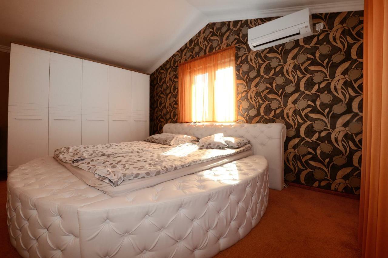 Villa Zare Poreč Buitenkant foto