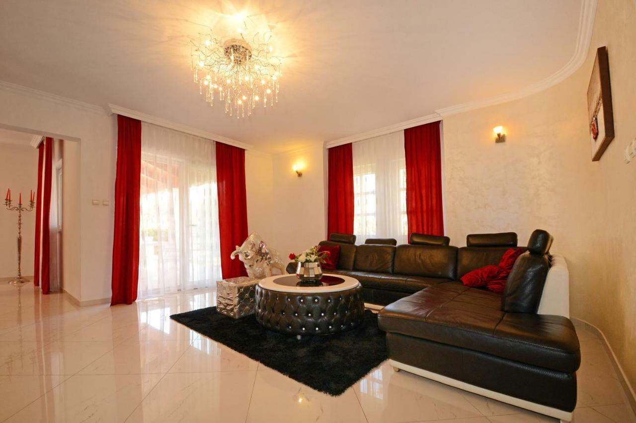 Villa Zare Poreč Buitenkant foto
