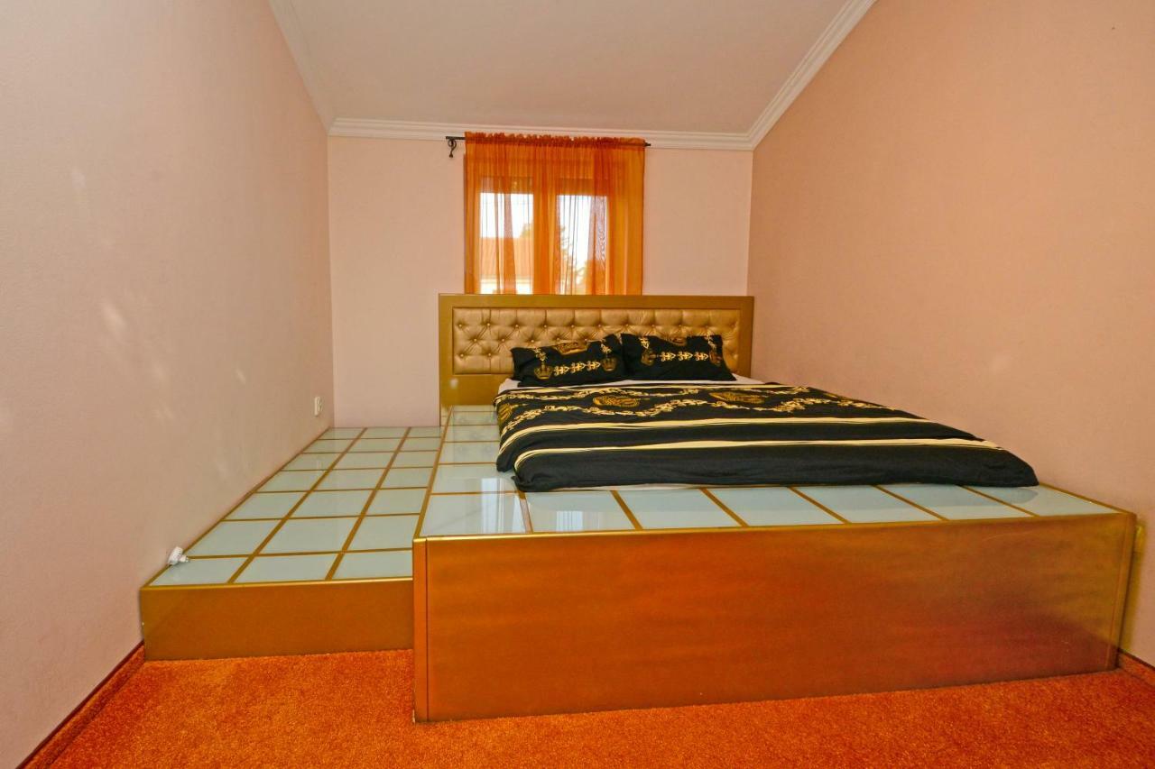 Villa Zare Poreč Buitenkant foto