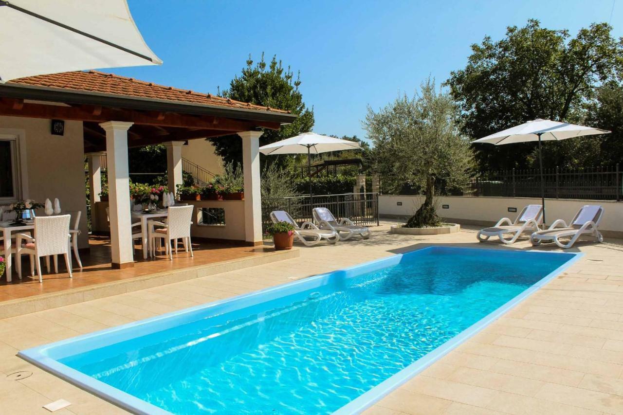 Villa Zare Poreč Buitenkant foto